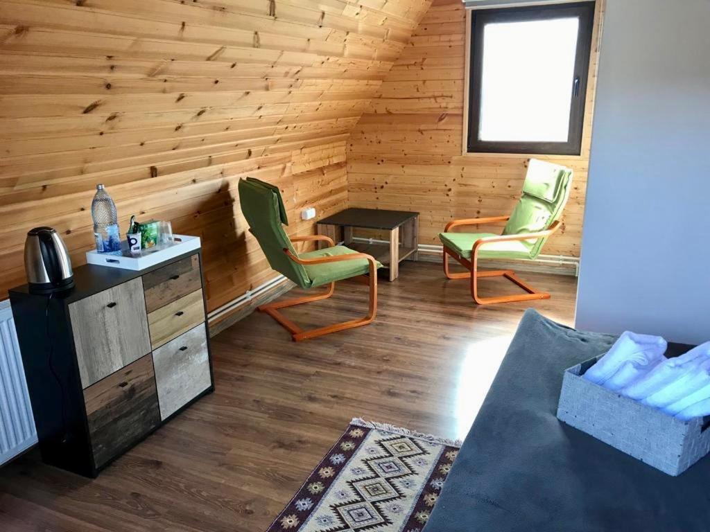 Cabanele Lu' Dinu Curtea de Argeş Exteriér fotografie